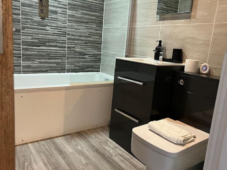 Mathew Street 1 Bed Apt Sleeps 6 Liverpool Exterior photo